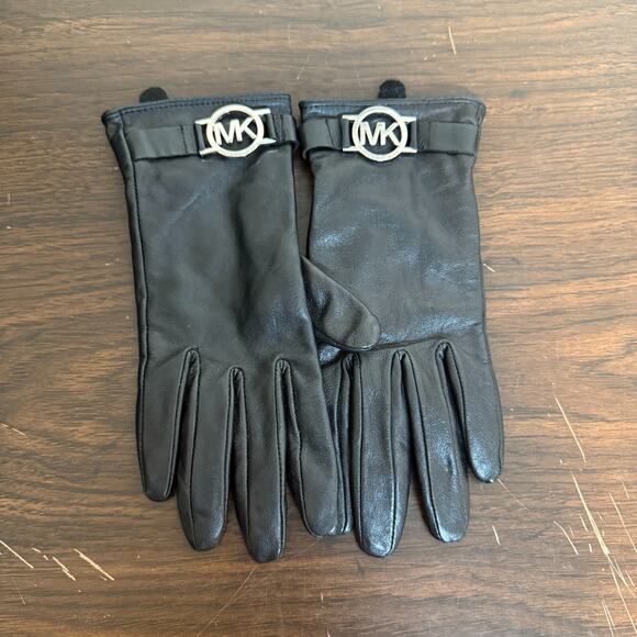 Michael Kors Gloves Womens XS Black Leather Silver Hardware Casual - Picture 3 of 10